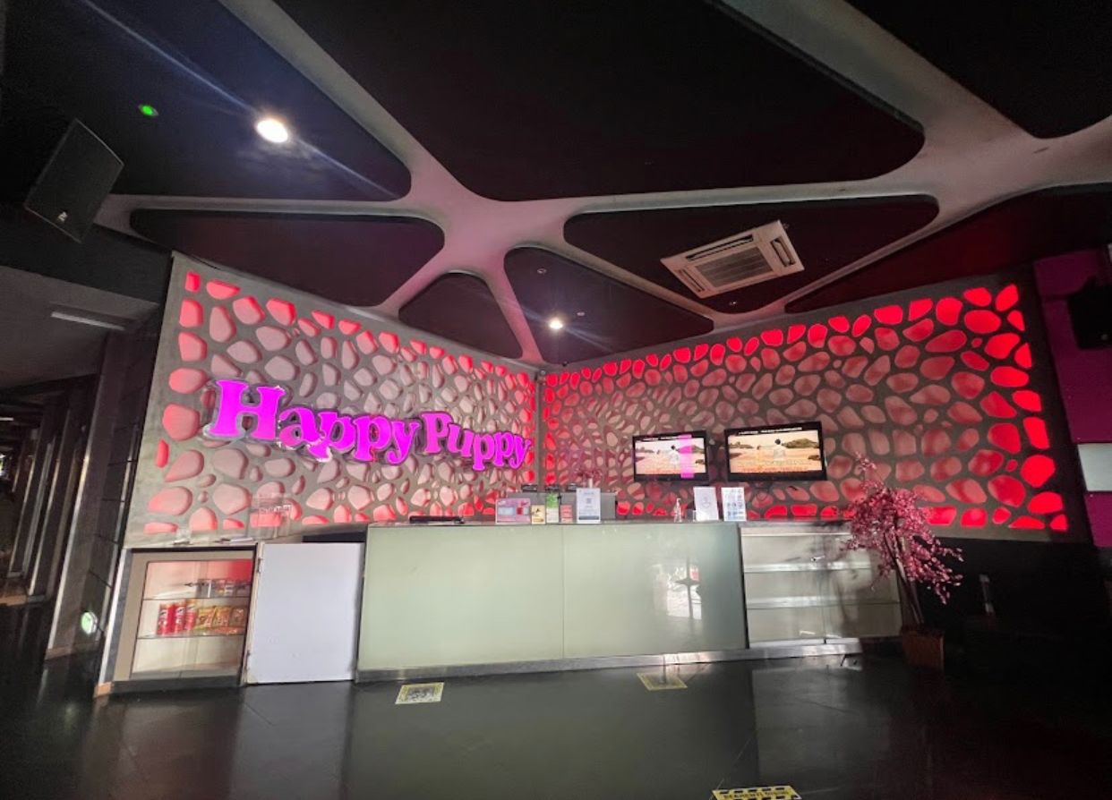 Happy Puppy Karaoke Manado